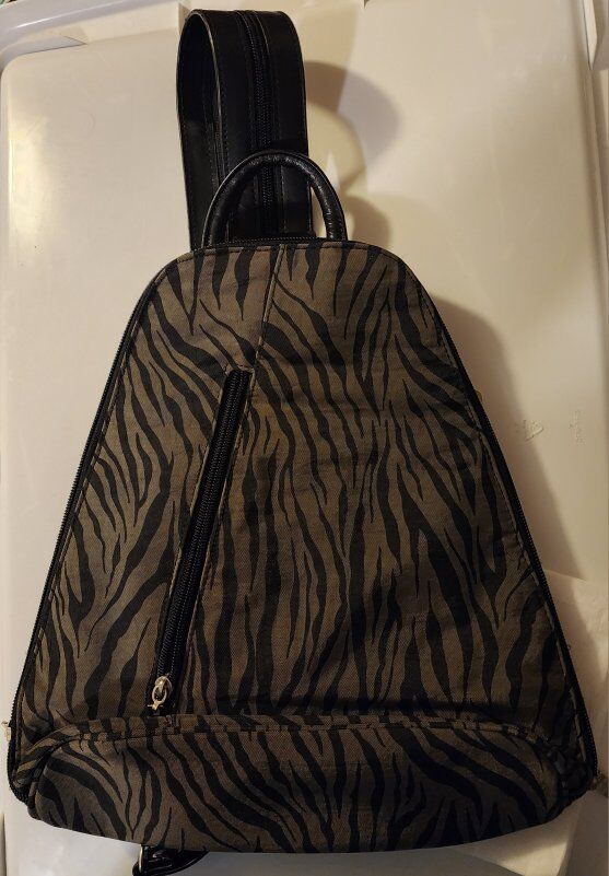 Baggallini Metro Backpack