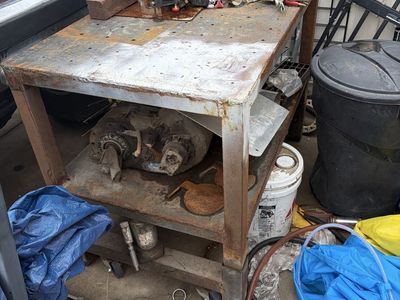 Heavy Duty Steel Welding Table With Lower Shelf