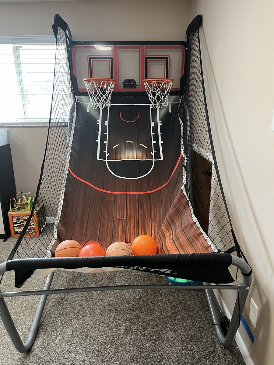 MD Sports basketball indoor game