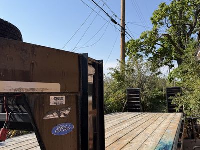 Gooseneck Flatbed Utility Trailer with Wooden Deck & Loading Ramps