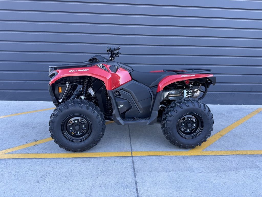 2026 Can-Am® Outlander DPS 700