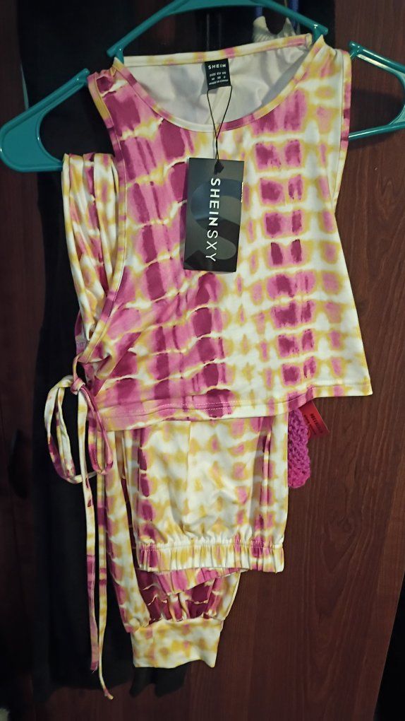 SHEIN SXY Tie Dye Crop Top & Jogger Pants Set - Pink & Yellow, Size Medium, New with Tags