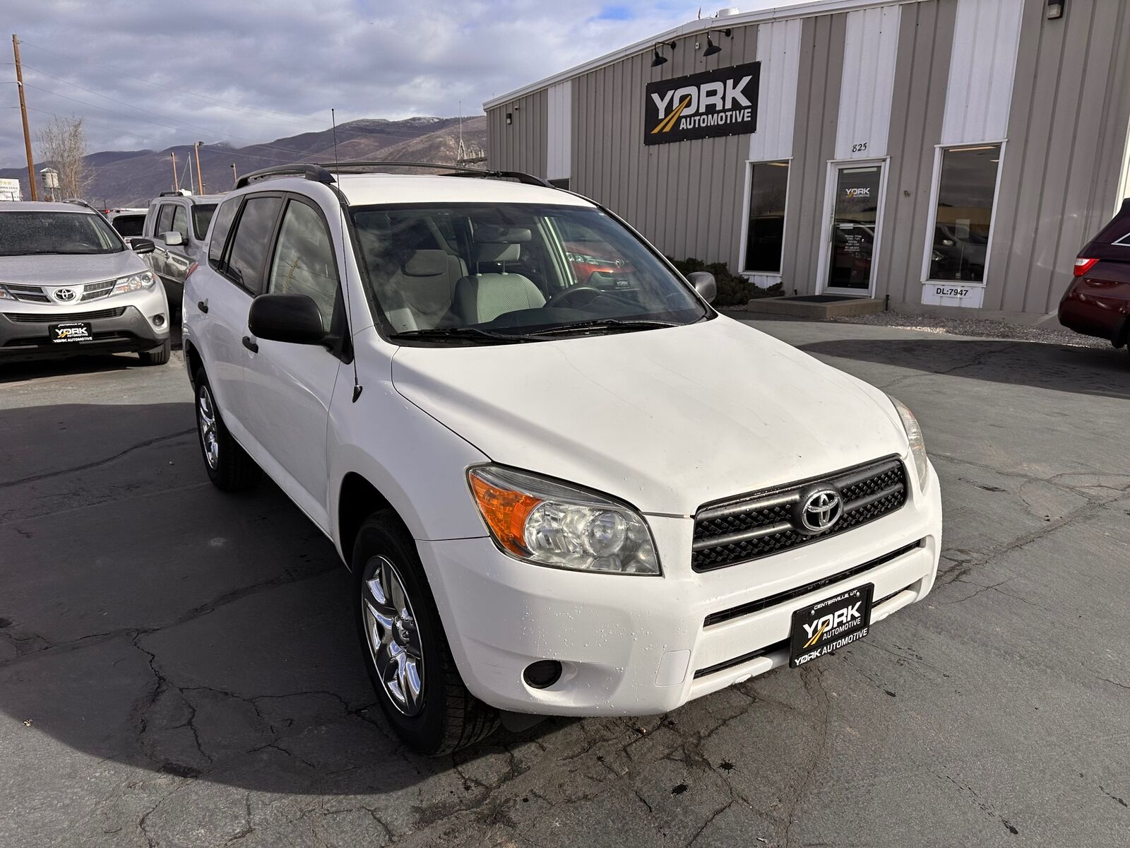 2006 TOYOTA RAV4 Base