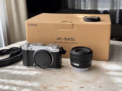 Fujifilm X-M5