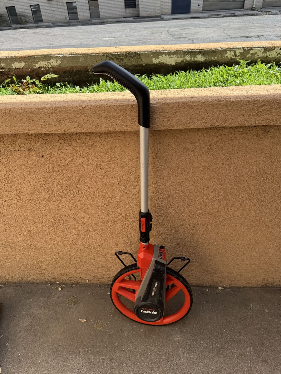 Crescent Lufkin Geardrive 12.5 in. Contractors Measuring Wheel PSMW48CL Folding