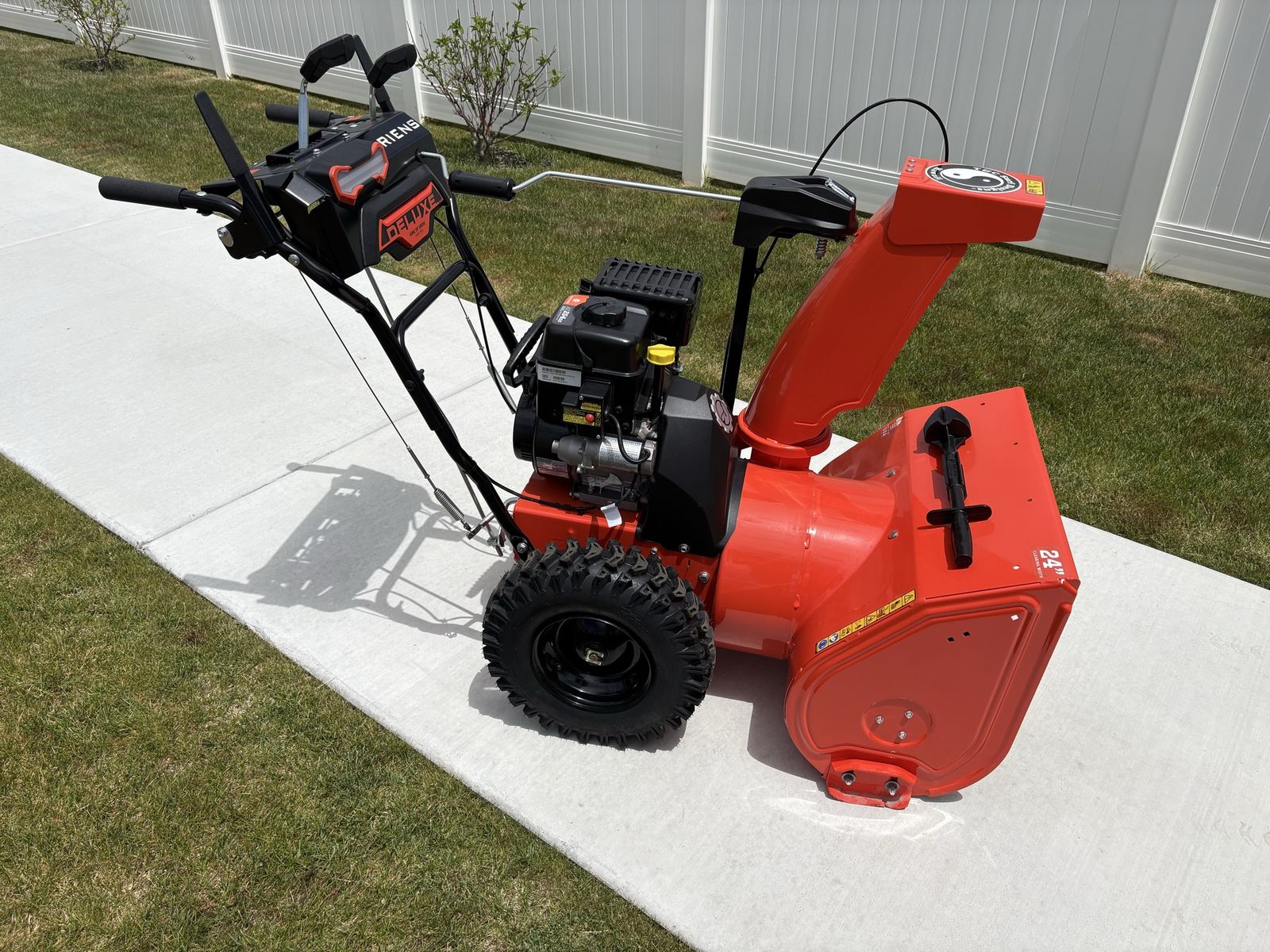 Ariens Deluxe 24 2-Stage Gas Snow Blower - 24 inch Clearing Width, Auto-Turn Steering