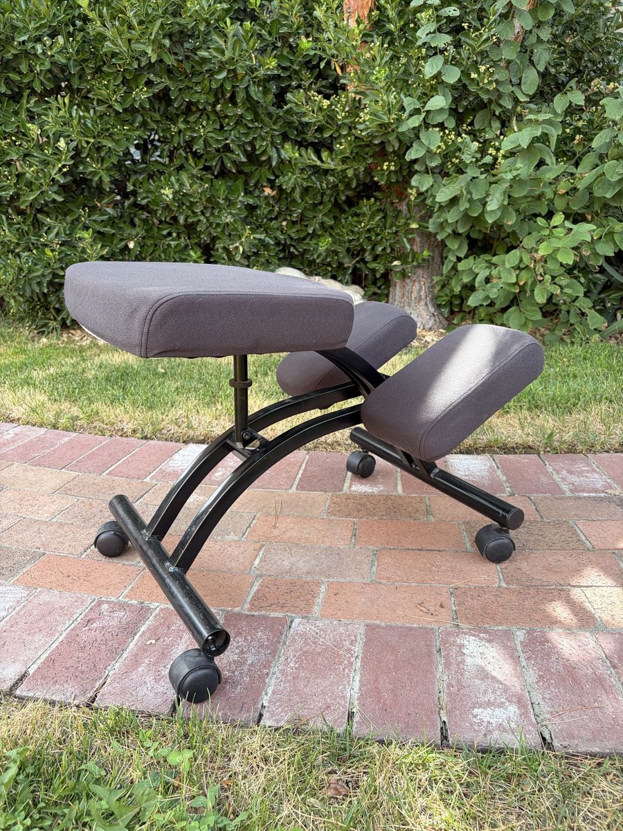 Ergonomic Kneeling Desk Chair
