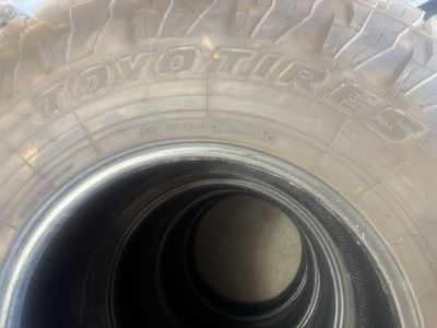 Toyo A T Tires 37 12.50 17