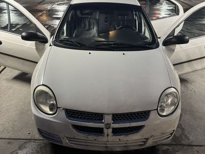 2005 DODGE NEON SE