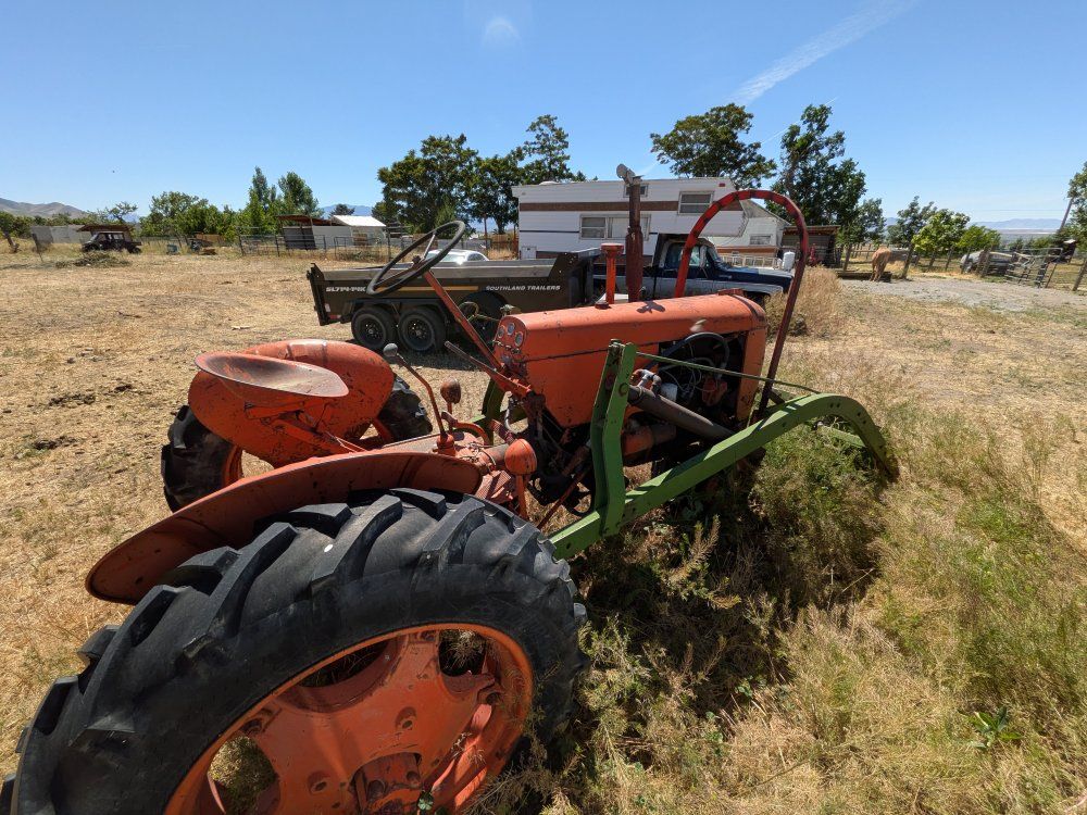 Vintage Case Tractor - 1949 Case VAC tractor