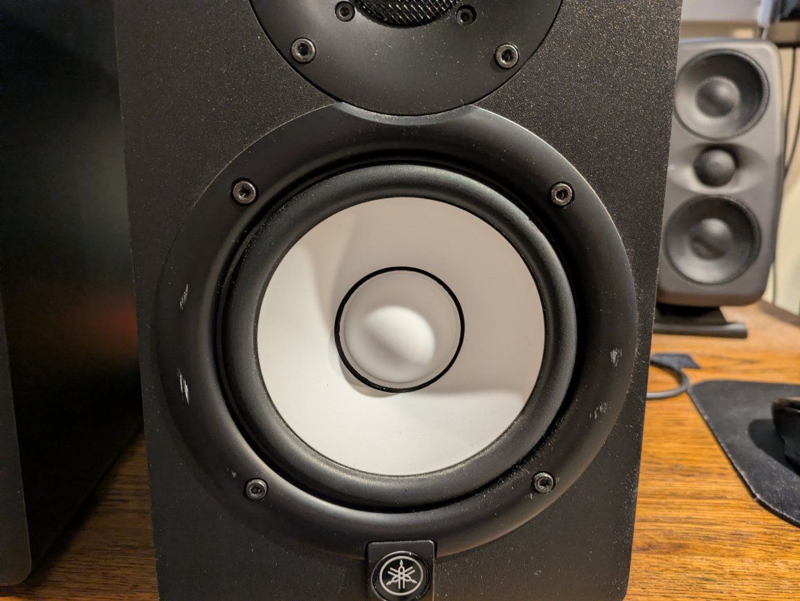 Main image 5
