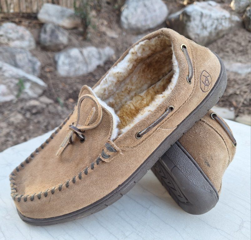 Mens Luxurious Ariat Moccasins Sz 11
