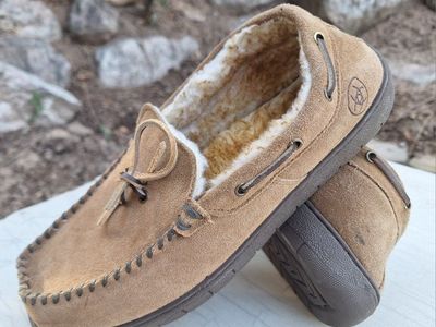 Mens Luxurious Ariat Moccasins Sz 11