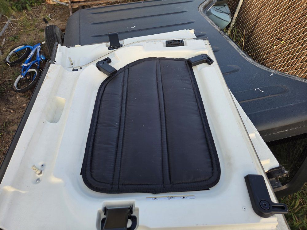 Main image 9