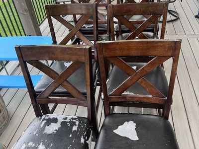 Counter Height Chairs