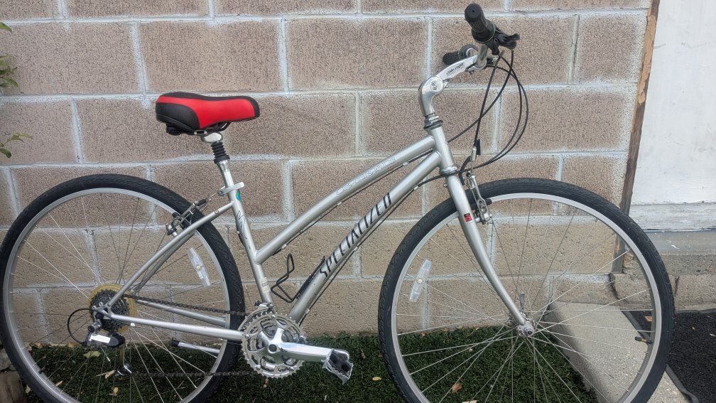 Specialized Crossroads Hybrid Bike Silver