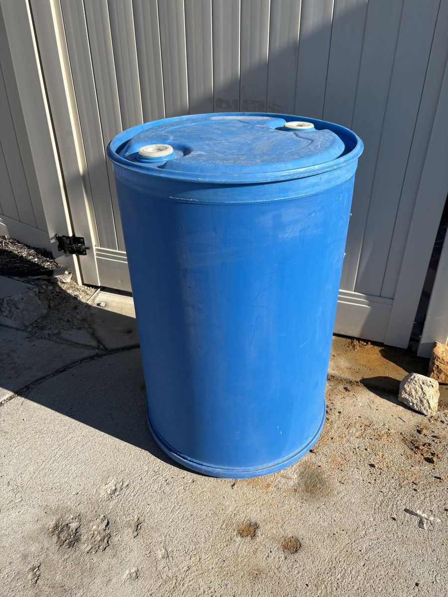 Valerex 55 gallon Water storage barrel drum $80 cash/venmo in Draper