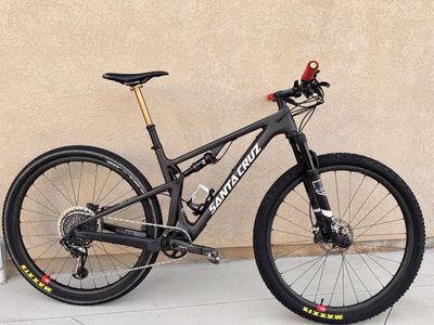 2018 SANTA CRUZ BLUR