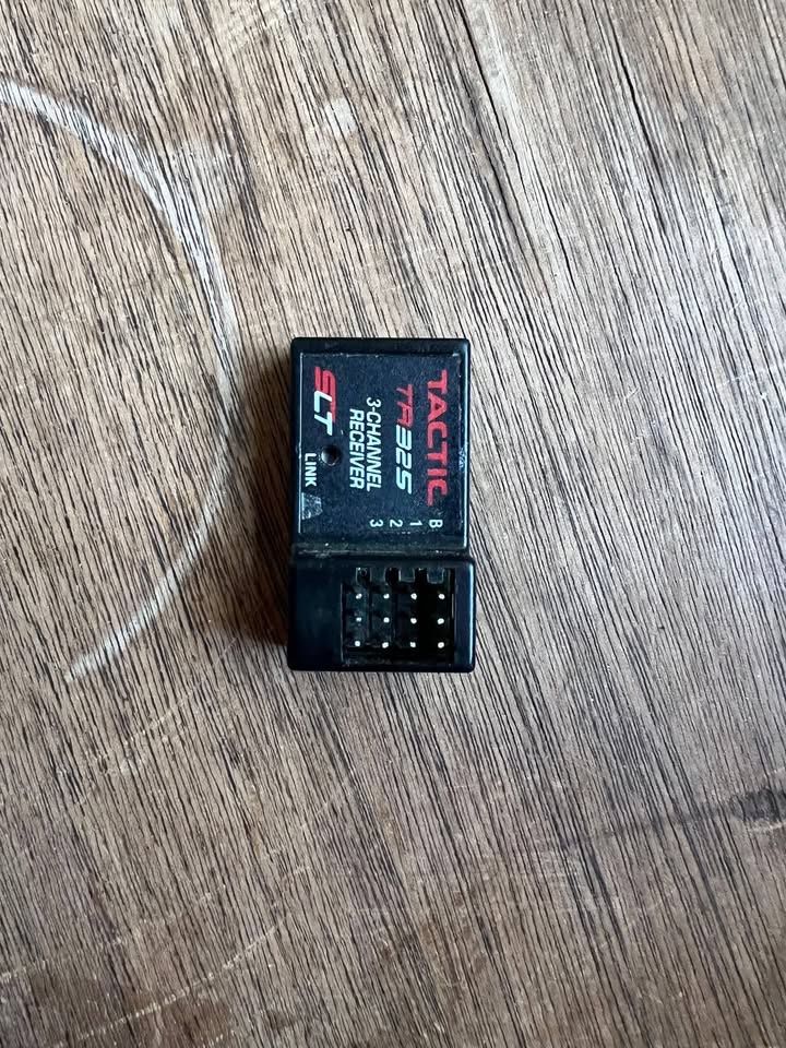 Tactic TR325 3-Channel Receiver