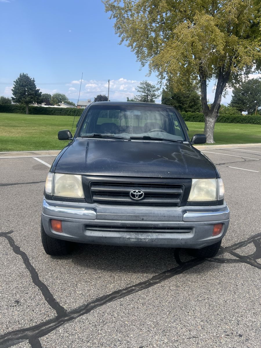 1998 Toyota Tacoma SR5