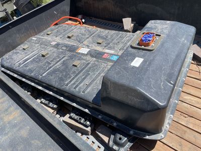 60KWH traction battery from a 2017 chevy bolt (this is the GM warranty battery)