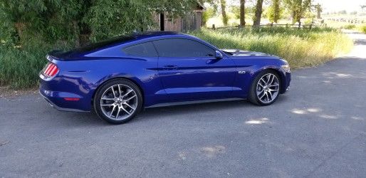 2015 Ford Mustang GT Premium
