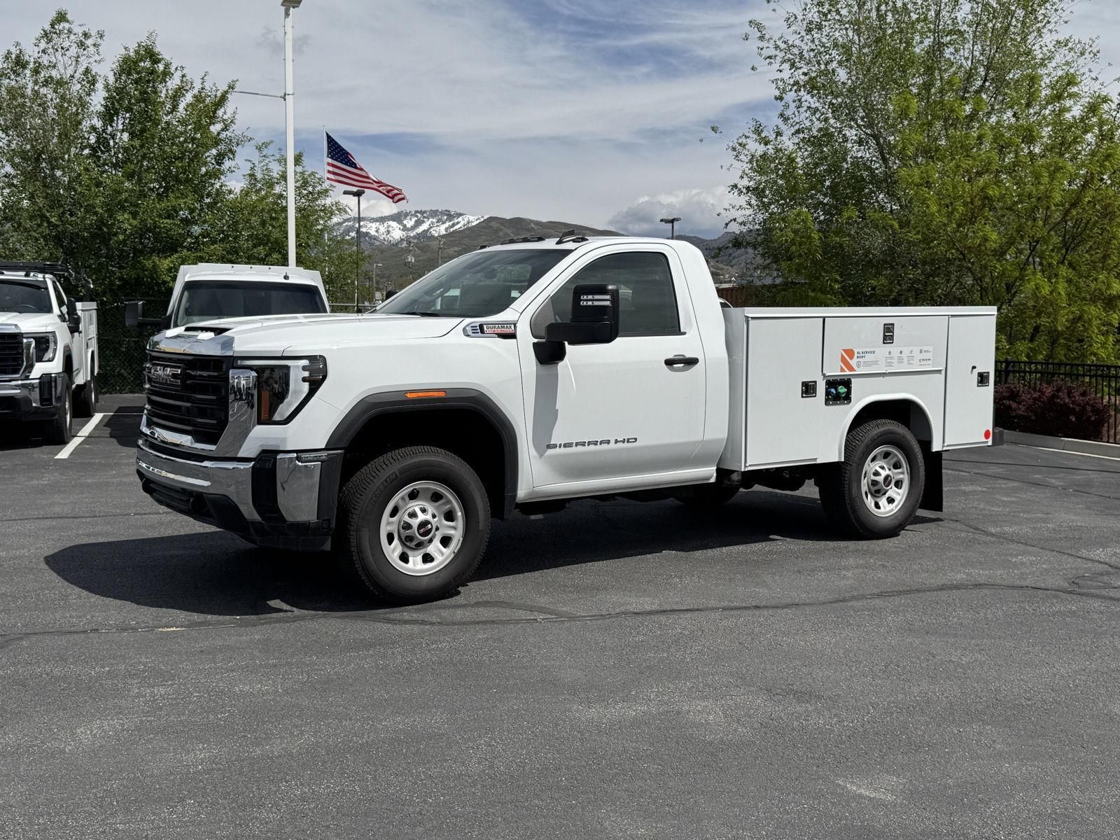 2025 GMC Sierra 3500HD Pro