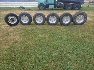 Set of Jeep Wrangler OEM Wheels