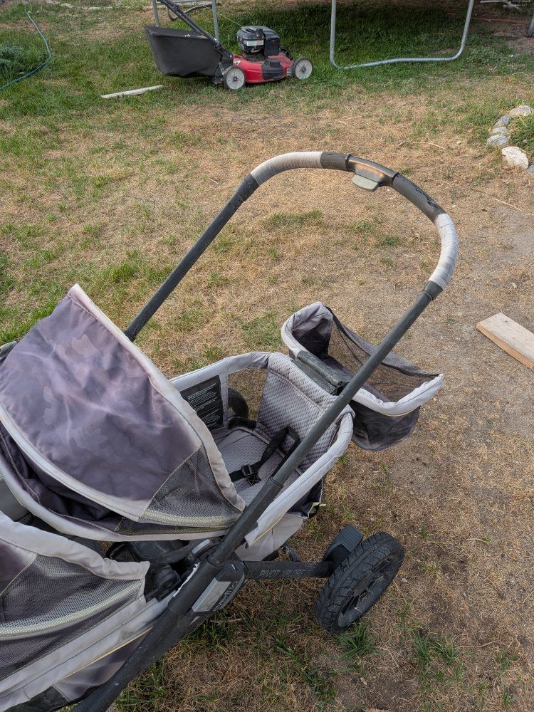 Evenflo Pivot Xplore Stroller Wagon - Gray