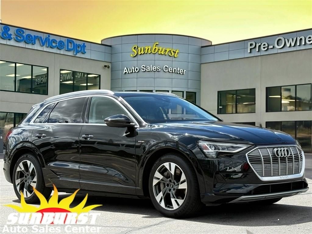 2021 Audi e-tron SUV quattro Premium