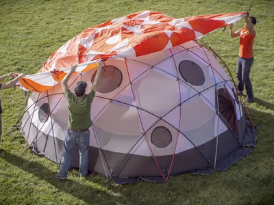 NEW Mountain Hardwear Stronghold Expedition Tent (10-Person, 4-Season Dome)