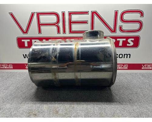 DONALDSON AIR CLEANER HOUSING 
15" DIA 
25" LENGTH 
7" INLET DIA