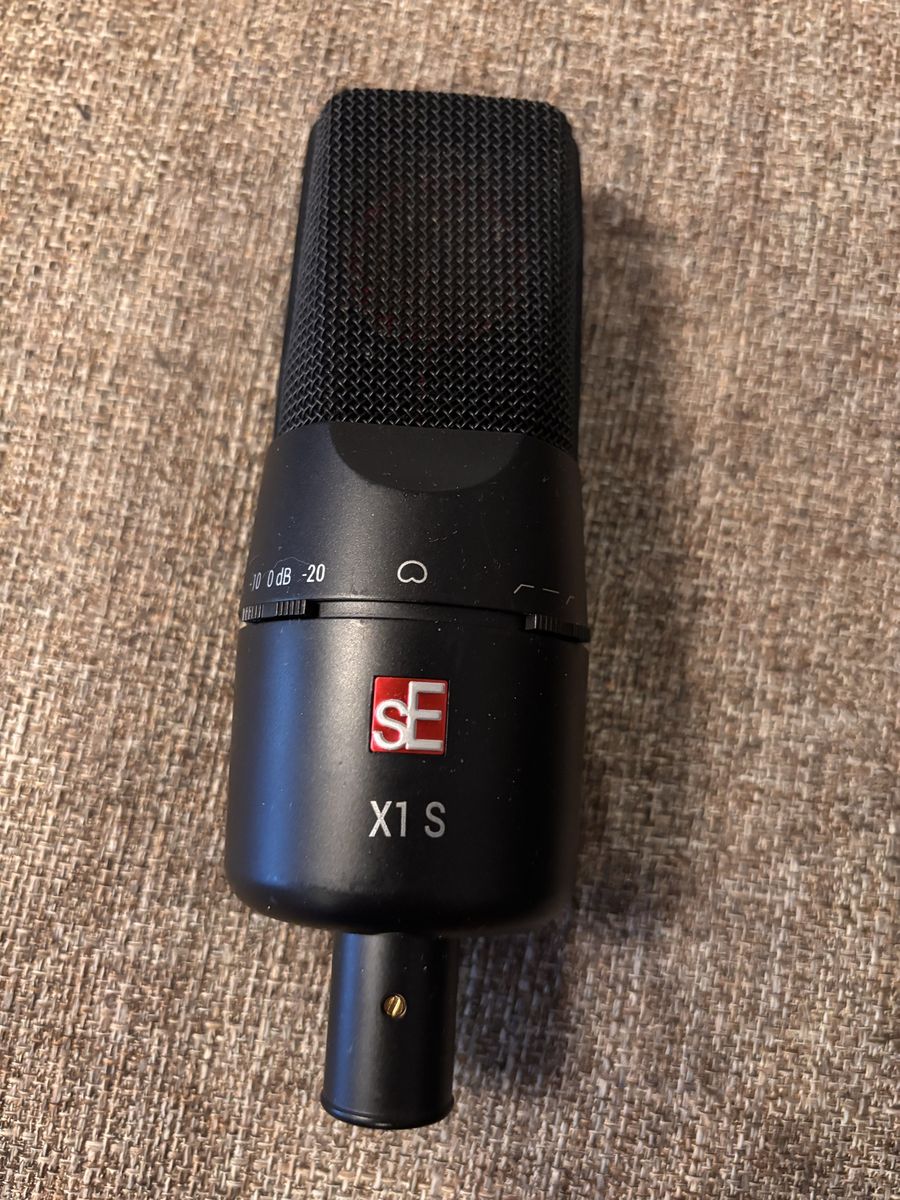 SE Electronics X1s Large Diaphram Condensor Mic
