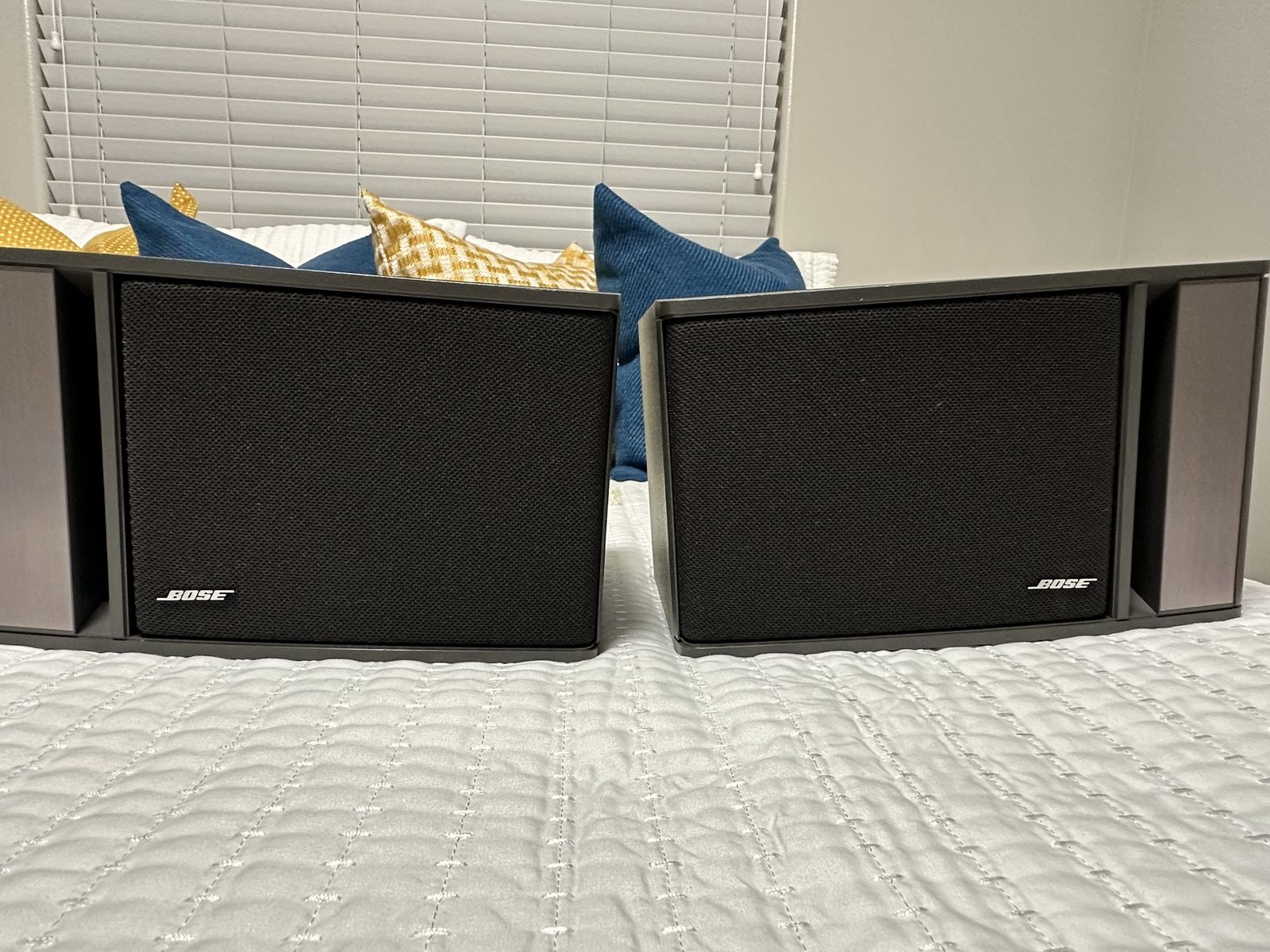 Bose Bookshelf Speakers