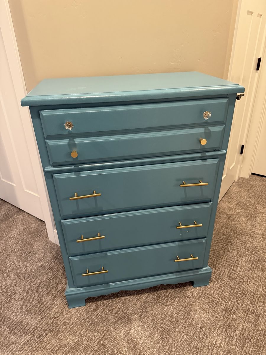 Solid Wood 4-Drawer Blue Dresser - 44" x 32" x 17"