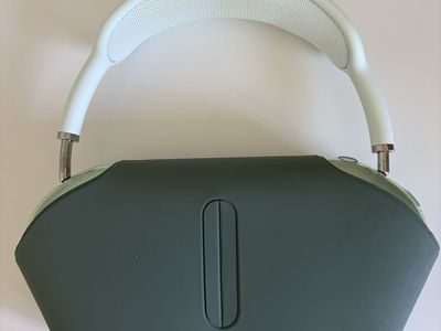 AirPod Pro Max