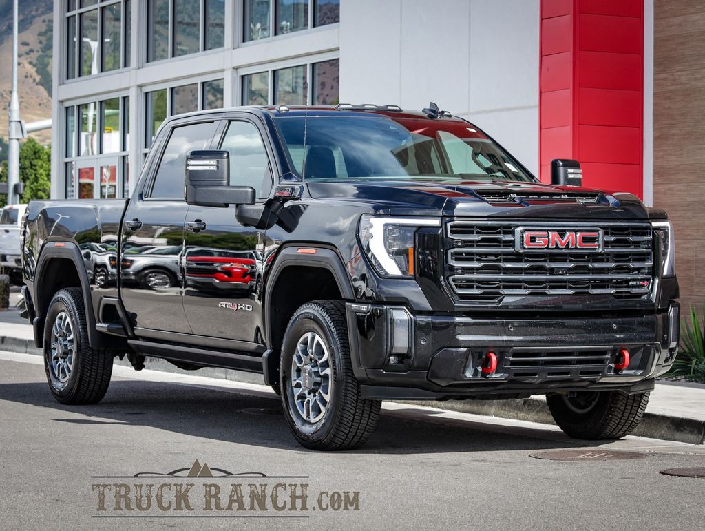 2024 GMC 2500 AT4