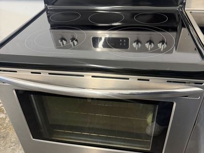 Frigidaire Glass Top Electric Range