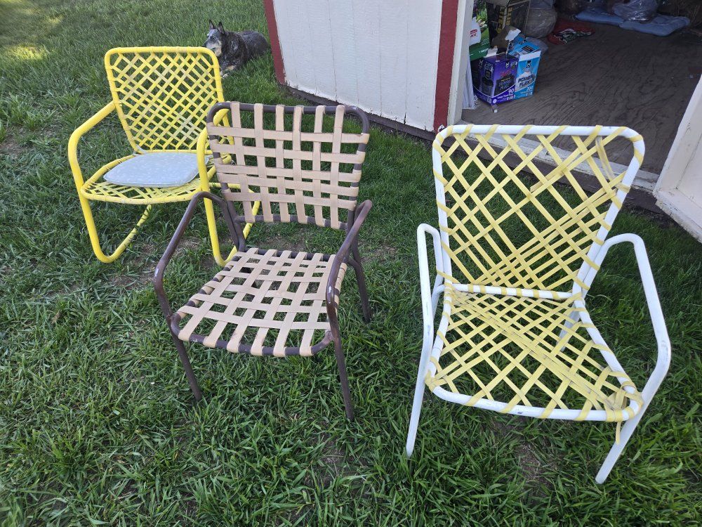 Brown Jordan Style Vintage Metal Lawn Chairs – Set