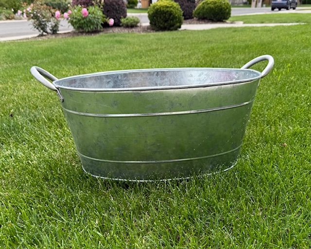 Galvanized Metal Tub Ice Bucket Planter Pet Bath