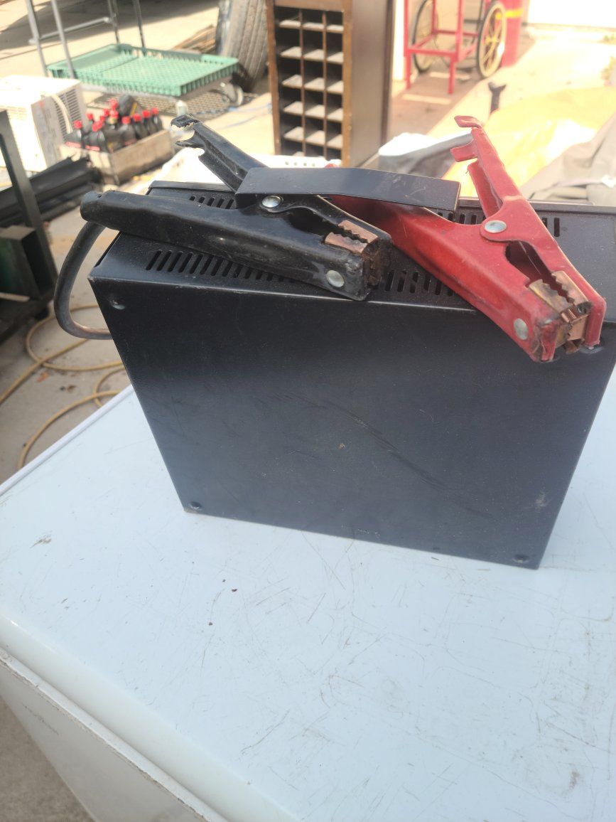 Main image 3
