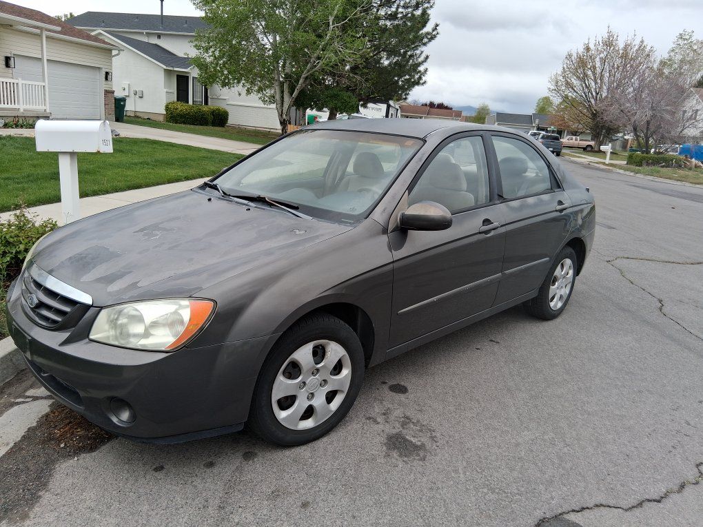 2004 KIA SPECTRA LX