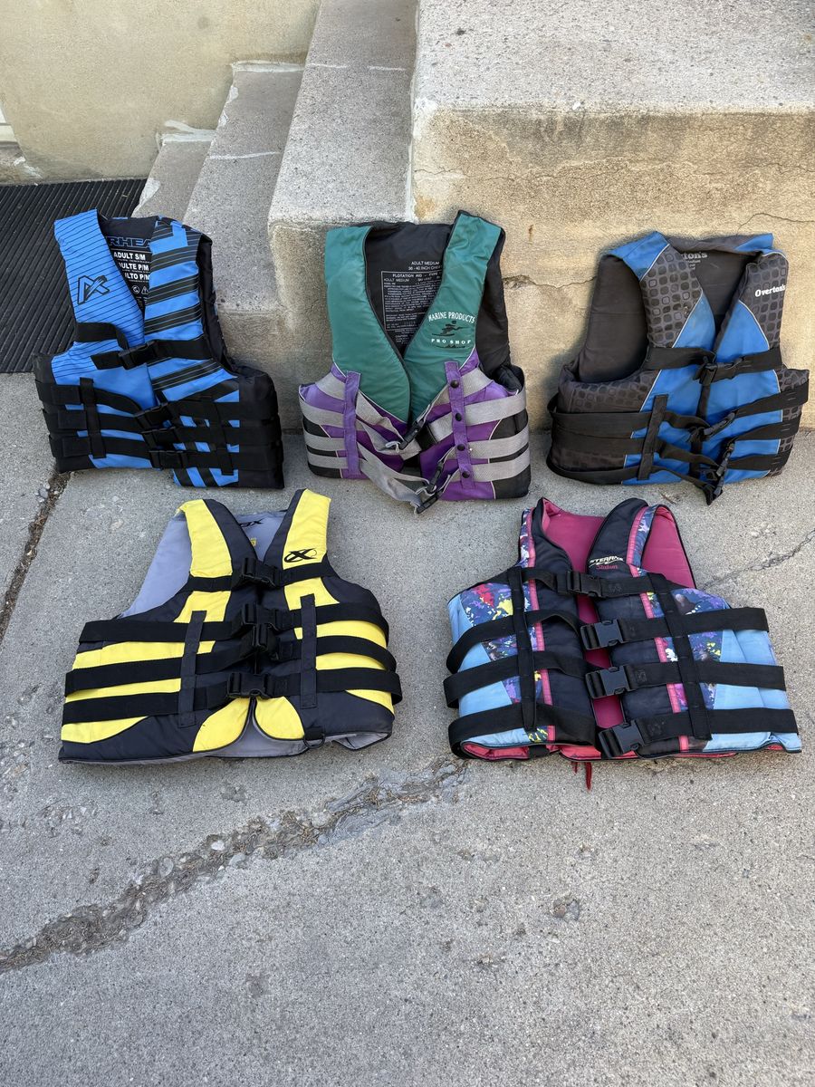 Adult Life Vests