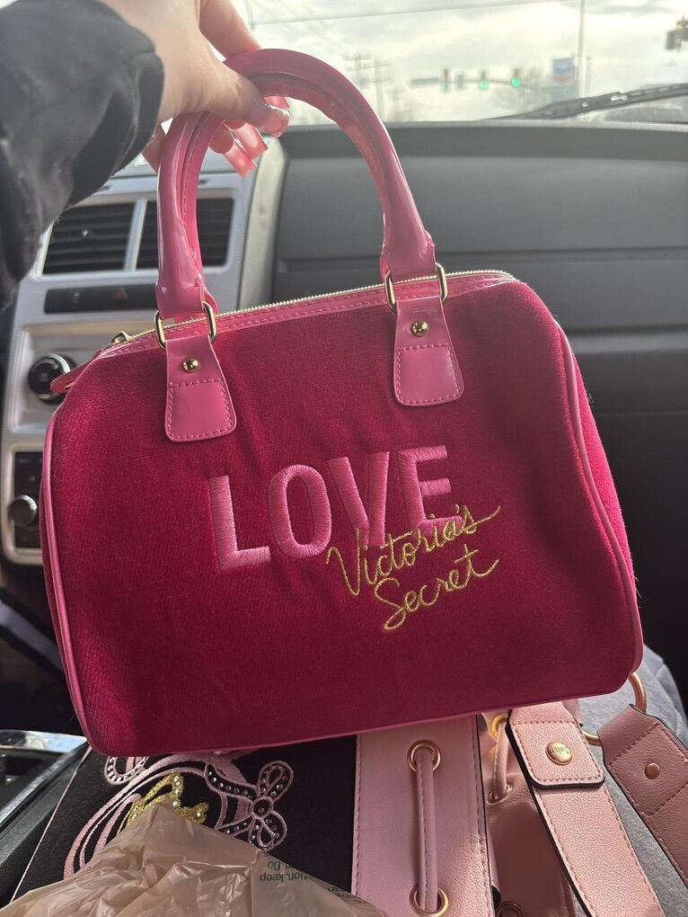 Vintage Y2K Victoria’s Secret PINK Purse