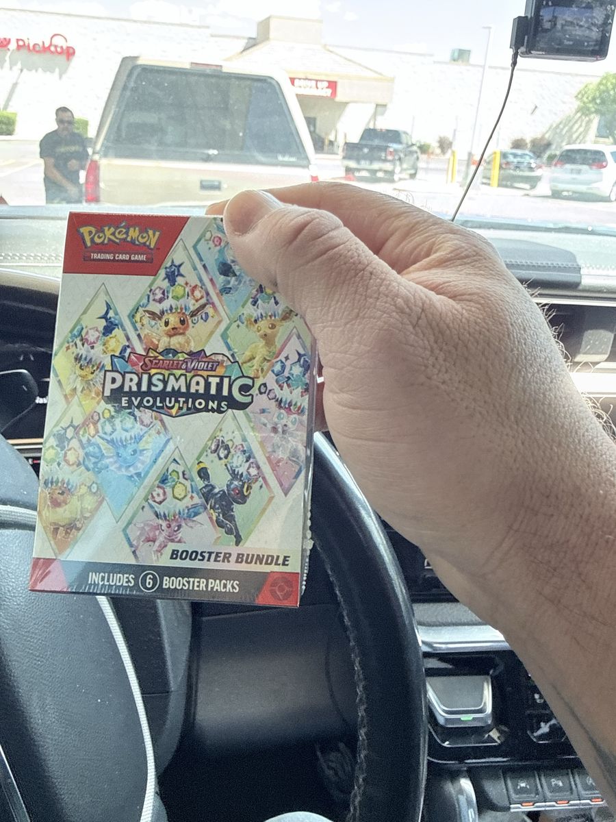 Pokemon prismatic evolutions booster bundle