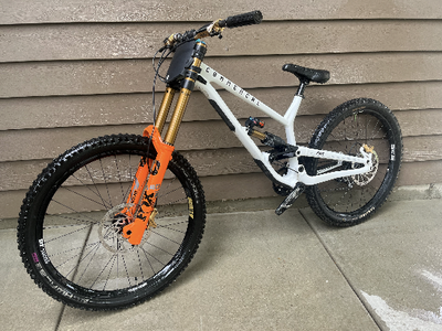 2024 Commencal FRS Signature