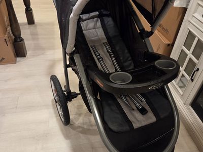 Graco quick action jogger stroller