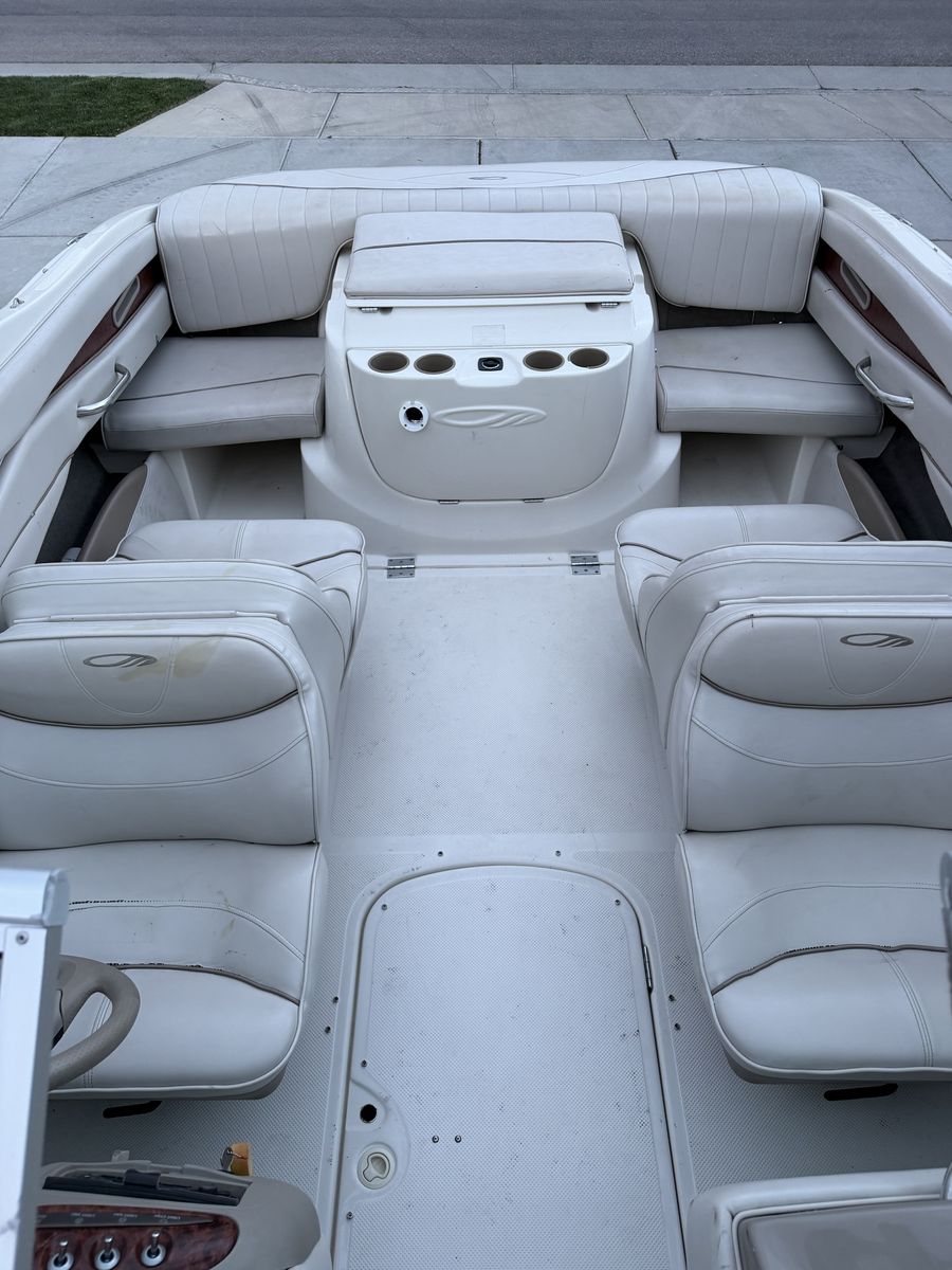 Main image 6