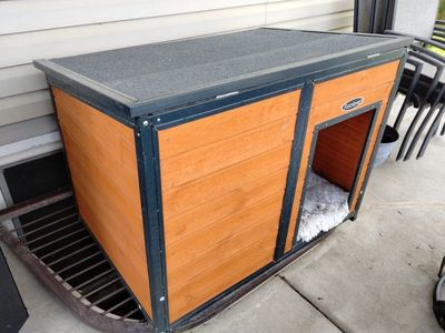 Medium Dog House