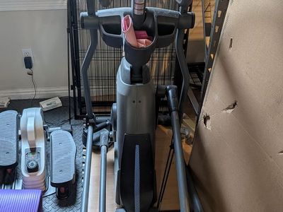 Horizon Fitness EX-59 Elliptical Trainer with Bluetooth Speakers